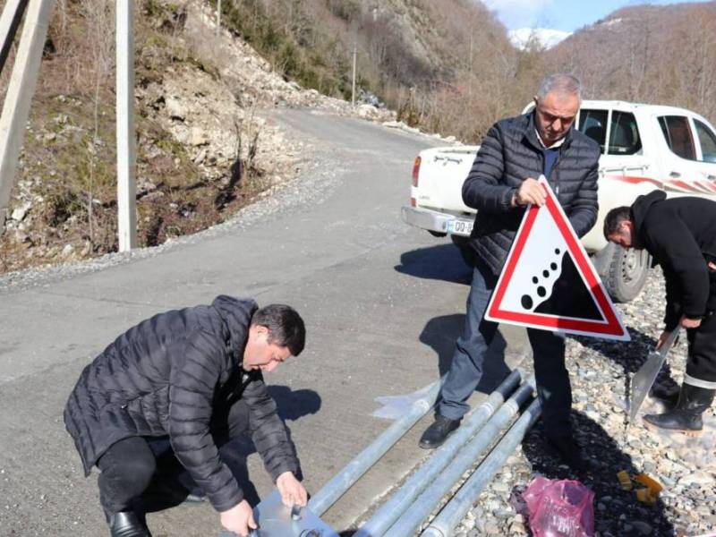 ცაგერის მუნიციპალიტეტის სოფელ ჩქუმის საავტომობილო გზაზე 20 თებერვალს ჩამოშლილმა...
